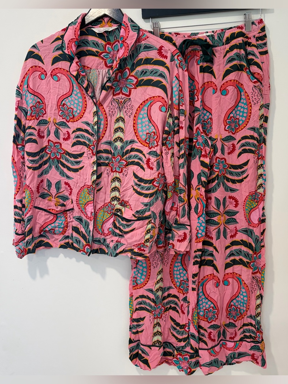 Peter Alexander Pink Tropical Paisley Butterfly Pajama Set Medium Viscose